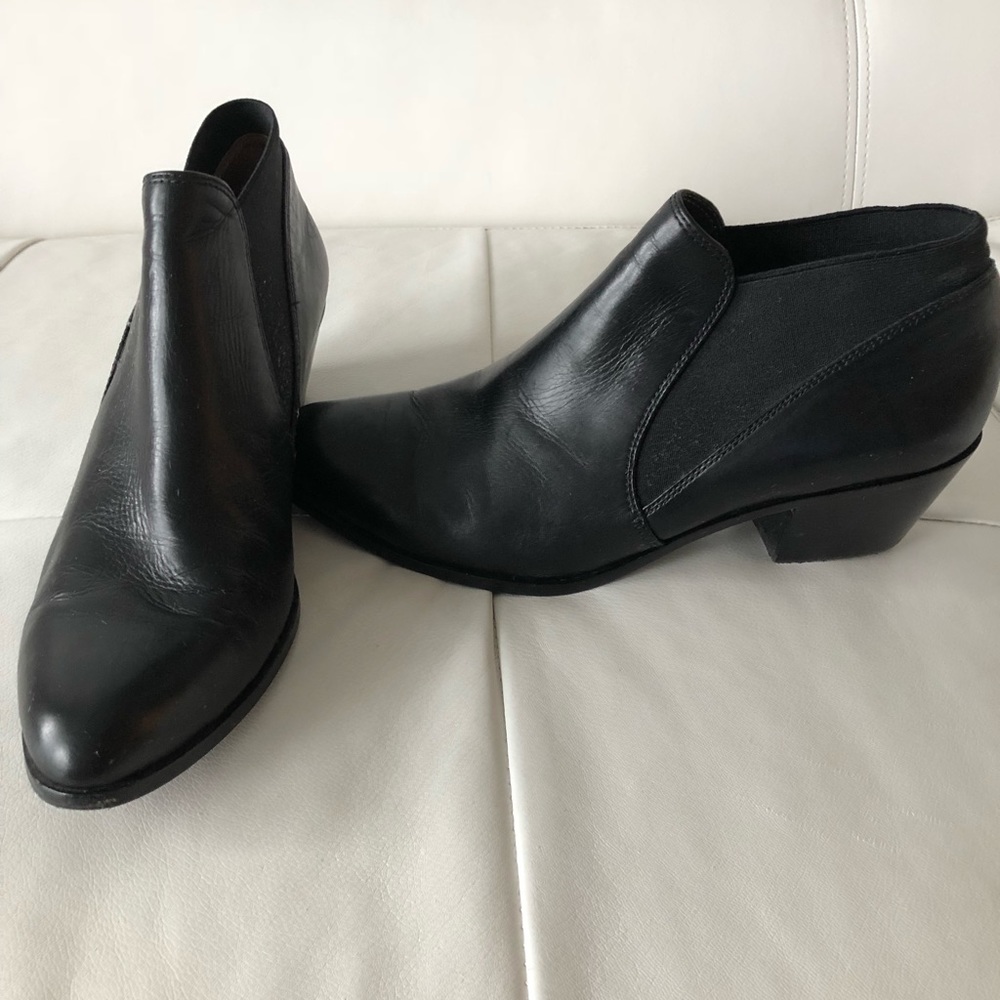 Via Spiga Black Booties